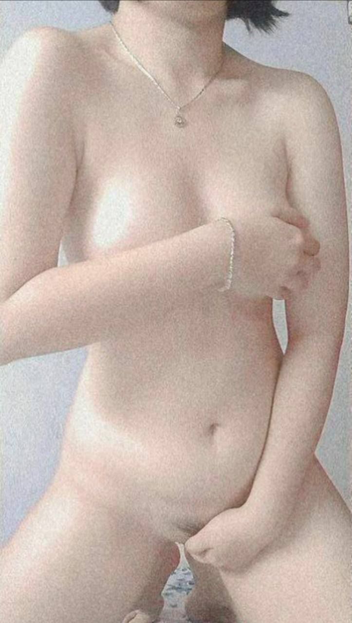 Nghe tin Anh xã về trễ, vợ yêu dâm gọi ghệ về nhà đụ