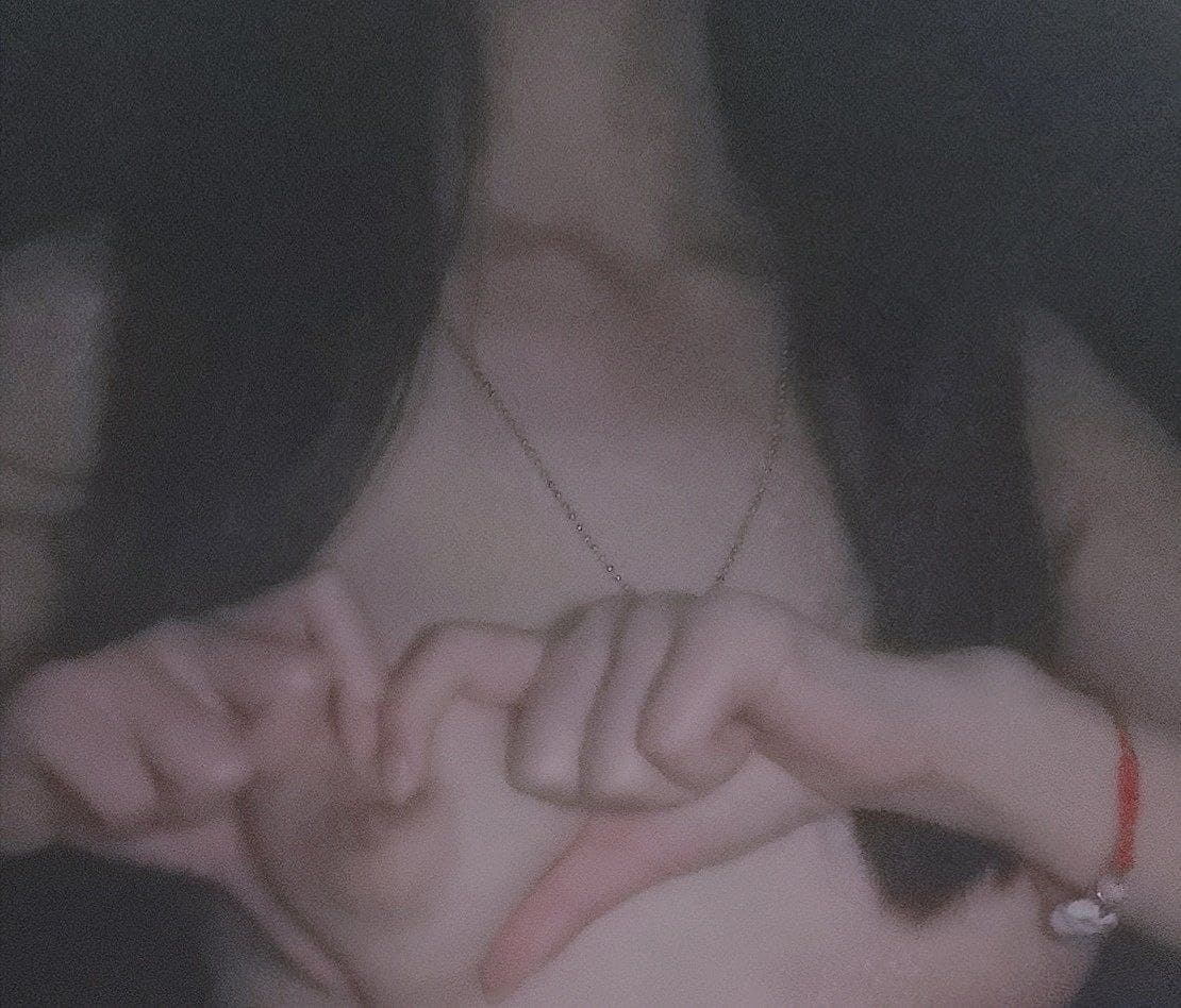 Chị họ của tôi là một tiểu thuyết gia chuyên viết truyện người lớn