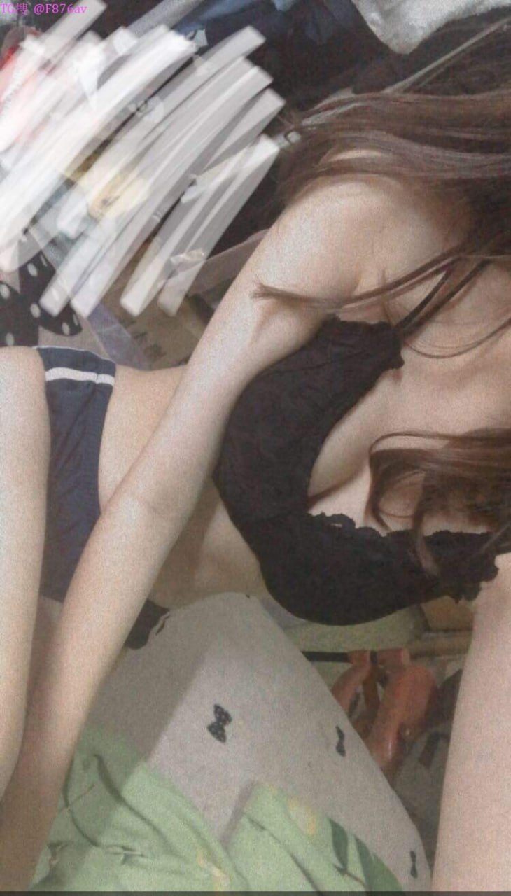 Người nổi tiếng mạng lưới sắc đẹp White Tiger "Nana" [nhân viên nữ OL] / Phụ đề tiếng Trung và tiếng Anh